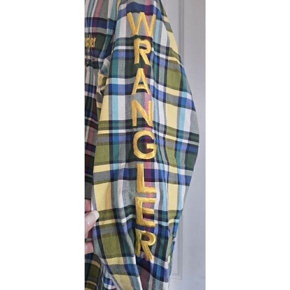 VTG Wrangler Twenty X Plaid Long Sleeve Button Down Shirt Men's Size M/L SPRING - Picture 3 of 11